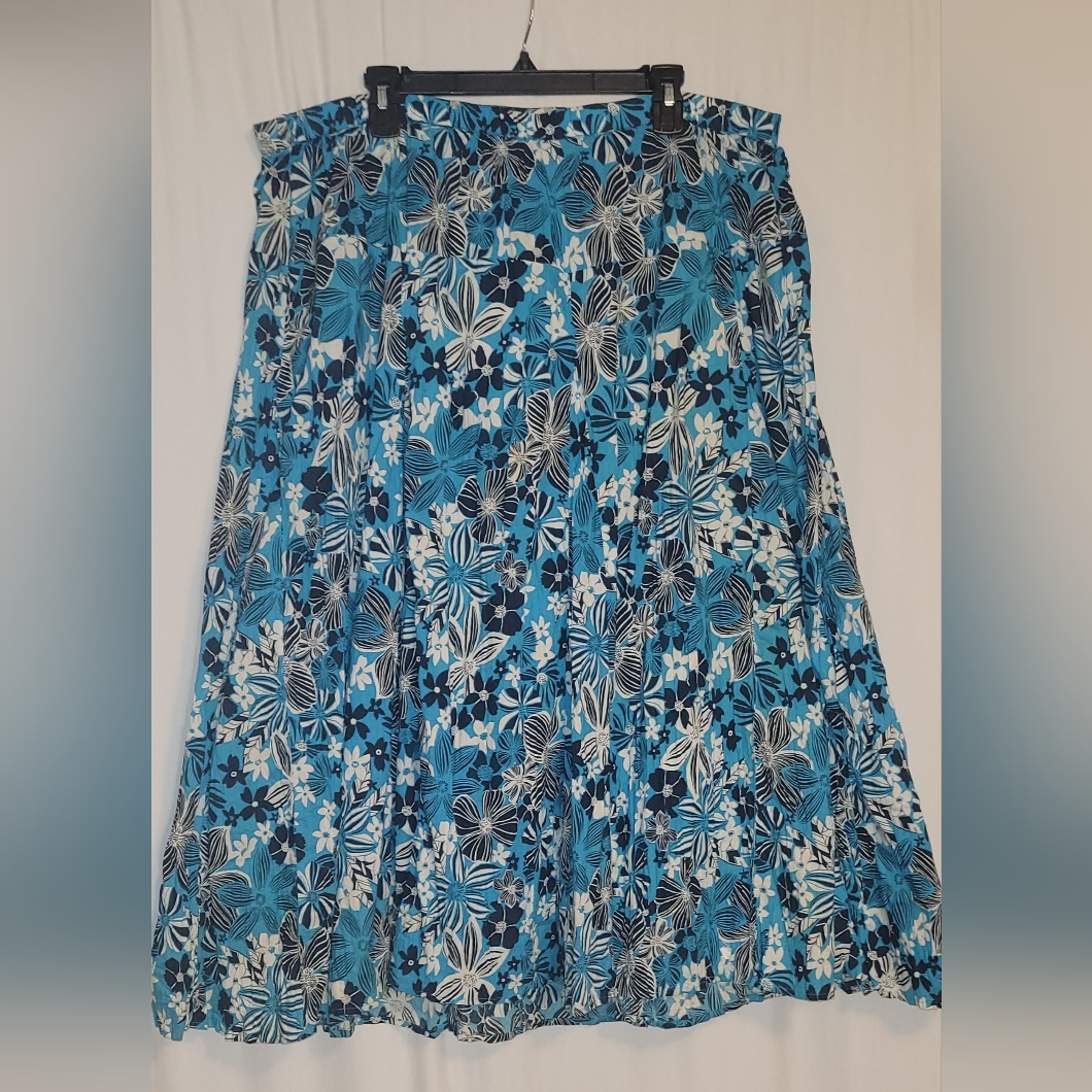 White Stag Blue And White Floral A-Line Skirt
